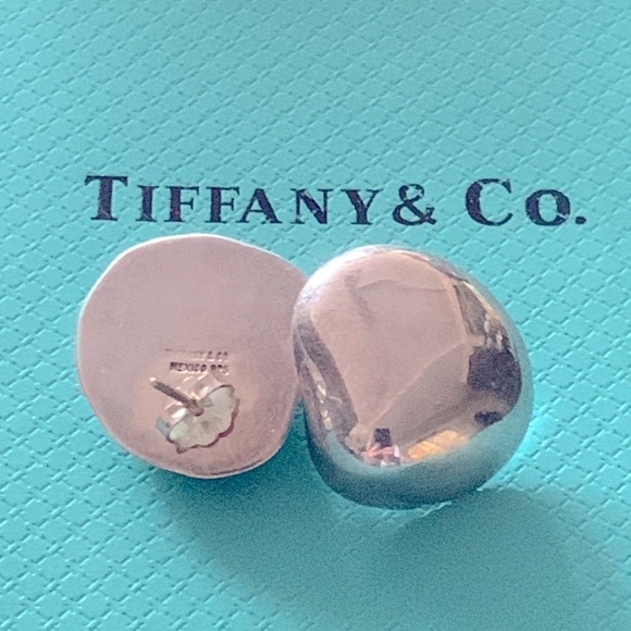 Authentic Vintage Tiffany & Co. Mexico 925 Sterling Silver Bean Design Earrings - Picture 4 of 7